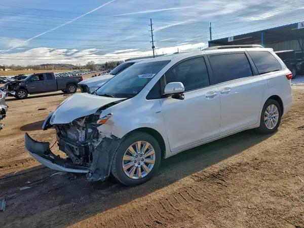 5TDDK3DC0GS134189 2016 TOYOTA SIENNA - Image 1