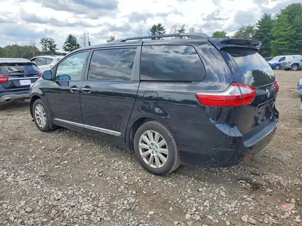 5TDDK3DC0GS139568 2016 TOYOTA SIENNA - Image 2