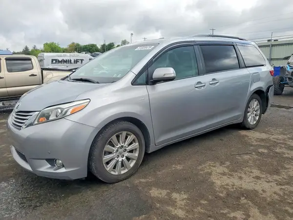 5TDDK3DC1GS130717 2016 TOYOTA SIENNA - Image 1