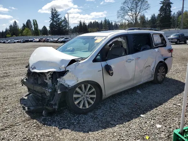 5TDDK3DC1GS135416 2016 TOYOTA SIENNA - Image 1