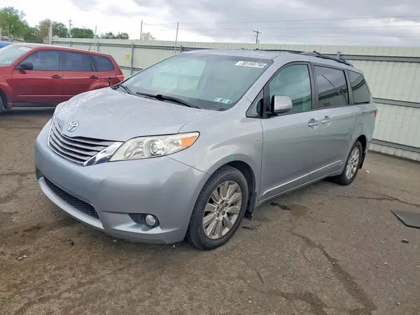 5TDDK3DC1GS139417 2016 TOYOTA SIENNA - Image 1