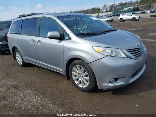 5TDDK3DC1GS140440 2016 TOYOTA SIENNA - Image 1