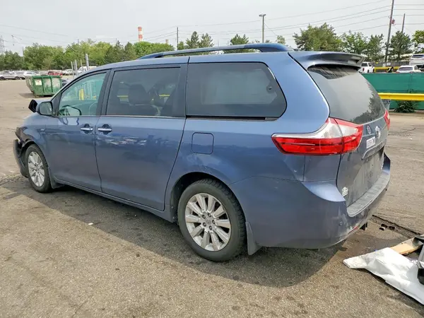 5TDDK3DC3GS141346 2016 TOYOTA SIENNA - Image 2
