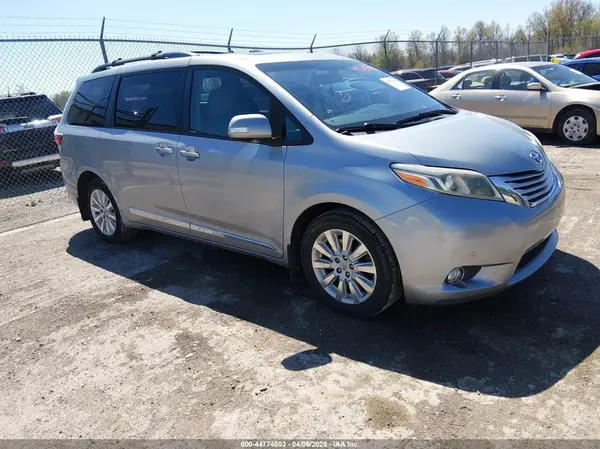 5TDDK3DC3GS141895 2016 TOYOTA SIENNA - Image 1