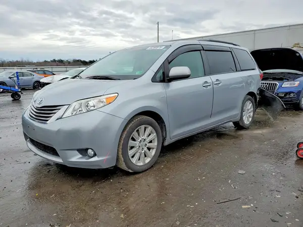 5TDDK3DC4GS140383 2016 TOYOTA SIENNA - Image 1