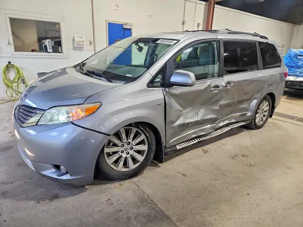 5TDDK3DC5GS130204 2016 TOYOTA SIENNA - Image 1