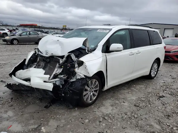 5TDDK3DC7GS132309 2016 TOYOTA SIENNA - Image 1