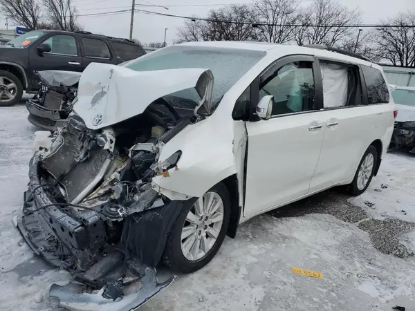 5TDDK3DC7GS132956 2016 TOYOTA SIENNA - Image 1