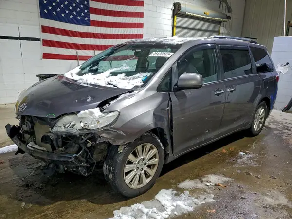 5TDDK3DC7GS133038 2016 TOYOTA SIENNA - Image 1