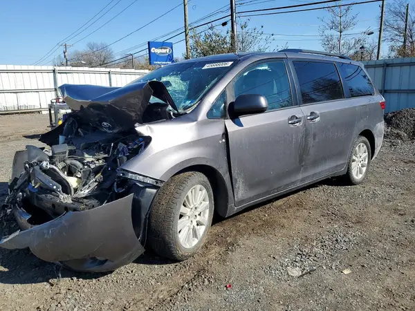 5TDDK3DC7GS139227 2016 TOYOTA SIENNA - Image 1
