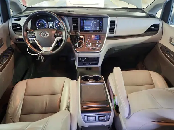 5TDDK3DC7GS144248 2016 TOYOTA SIENNA - Image 8