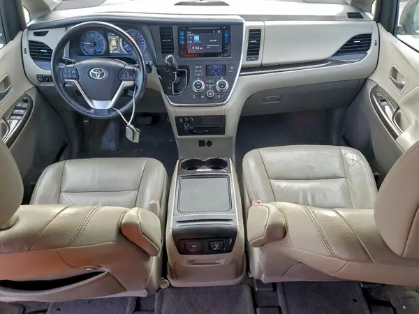 5TDDK3DC8GS133033 2016 TOYOTA SIENNA - Image 8