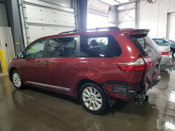 5TDDK3DC9GS137088 2016 TOYOTA SIENNA - Image 2