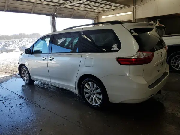 5TDDK3DCXGS131641 2016 TOYOTA SIENNA - Image 2