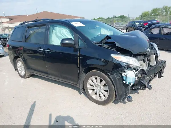 5TDDK3DCXGS135060 2016 TOYOTA SIENNA - Image 1