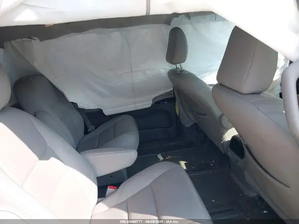 5TDDK3DCXGS135060 2016 TOYOTA SIENNA - Image 8