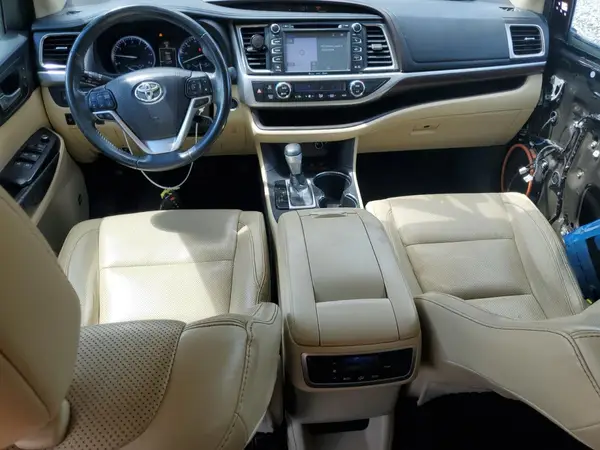5TDDKRFH0GS227323 2016 TOYOTA HIGHLANDER - Image 8