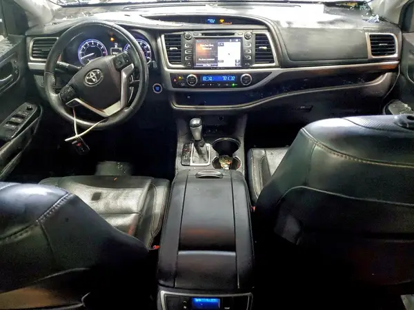 5TDDKRFH0GS242937 2016 TOYOTA HIGHLANDER - Image 8