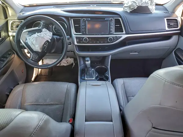 5TDDKRFH0GS253338 2016 TOYOTA HIGHLANDER - Image 8