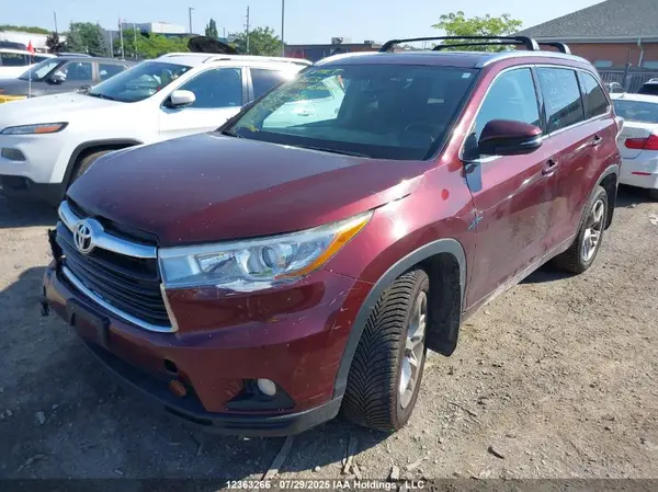 5TDDKRFH0GS260175 2016 TOYOTA HIGHLANDER - Image 2