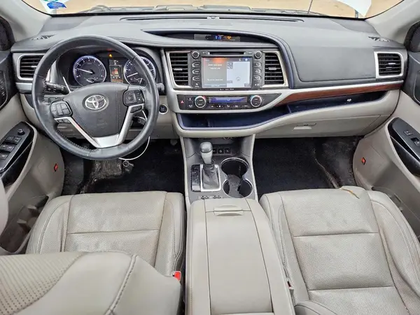 5TDDKRFH0GS274982 2016 TOYOTA HIGHLANDER - Image 8