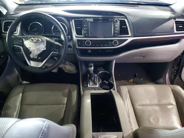 5TDDKRFH0GS283150 2016 TOYOTA HIGHLANDER - Image 8
