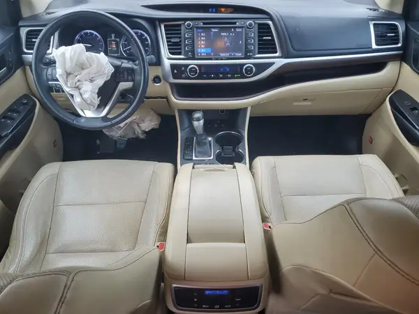 5TDDKRFH0GS300576 2016 TOYOTA HIGHLANDER - Image 8