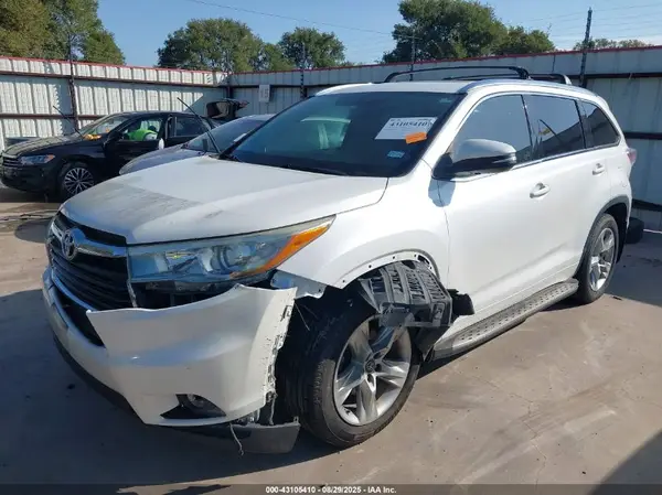 5TDDKRFH0GS302067 2016 TOYOTA HIGHLANDER - Image 2