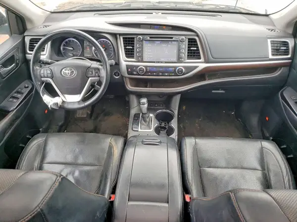 5TDDKRFH0GS304823 2016 TOYOTA HIGHLANDER - Image 8