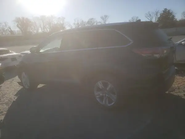 5TDDKRFH0GS308984 2016 TOYOTA HIGHLANDER - Image 2