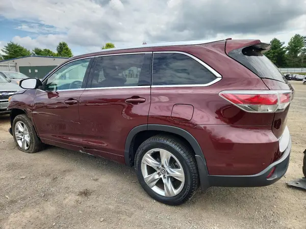 5TDDKRFH0GS325848 2016 TOYOTA HIGHLANDER - Image 2
