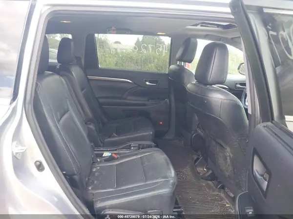 5TDDKRFH0GS334551 2016 TOYOTA HIGHLANDER - Image 8