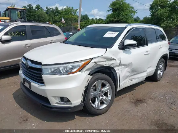 5TDDKRFH0GS334968 2016 TOYOTA HIGHLANDER - Image 2