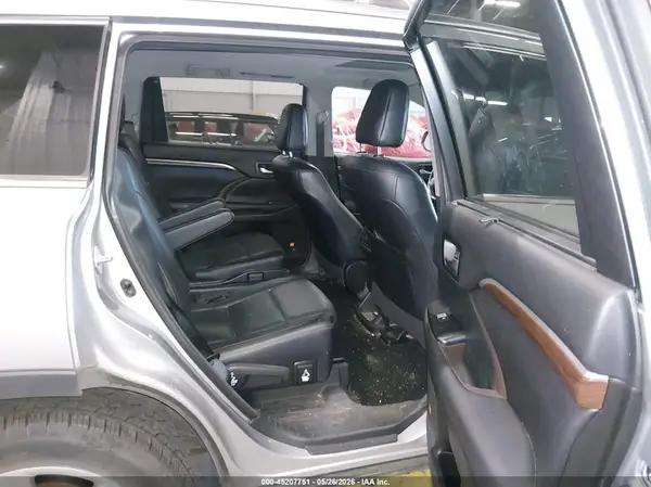 5TDDKRFH0GS342648 2016 TOYOTA HIGHLANDER - Image 8