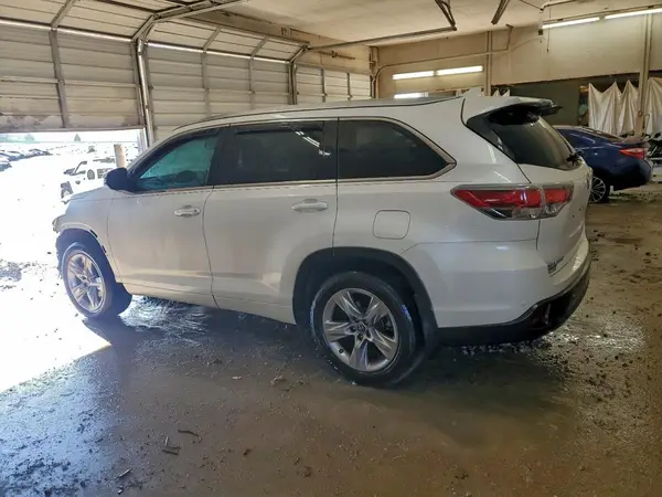 5TDDKRFH1GS228500 2016 TOYOTA HIGHLANDER - Image 2