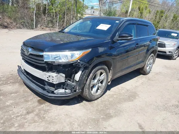 5TDDKRFH1GS229310 2016 TOYOTA HIGHLANDER - Image 2