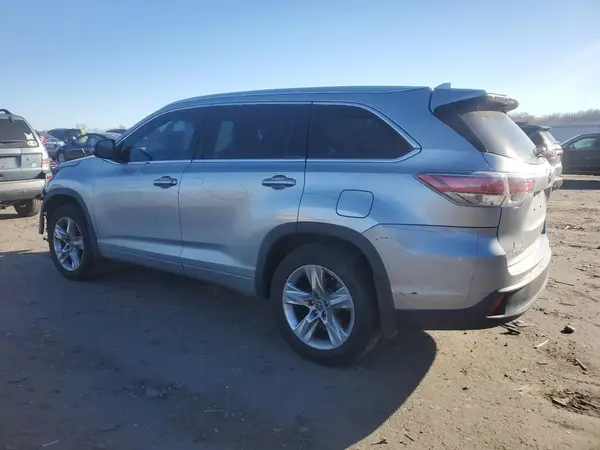 5TDDKRFH1GS242381 2016 TOYOTA HIGHLANDER - Image 2