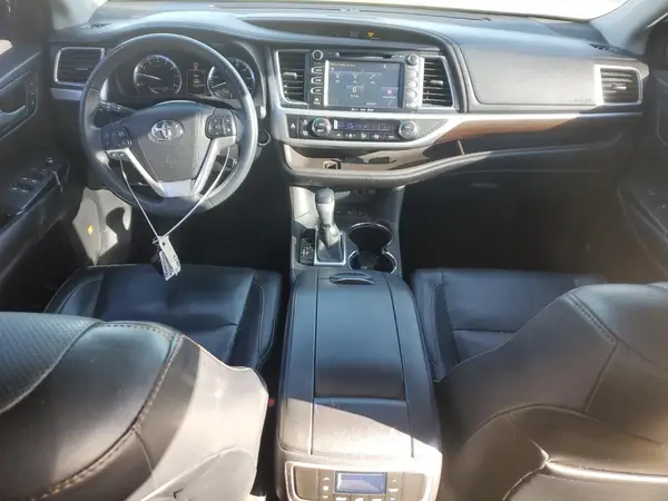 5TDDKRFH1GS242381 2016 TOYOTA HIGHLANDER - Image 8
