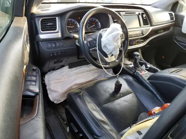 5TDDKRFH1GS246527 2016 TOYOTA HIGHLANDER - Image 8