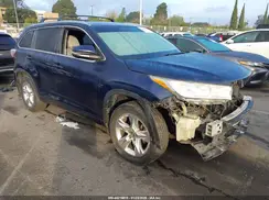 5TDDKRFH1GS259066 2016 TOYOTA HIGHLANDER