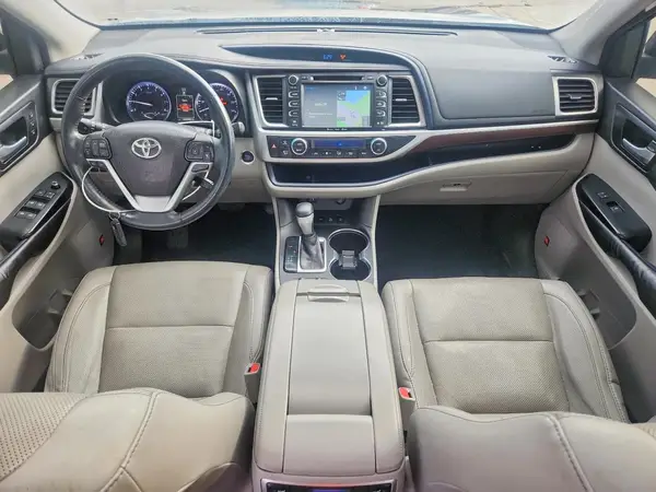 5TDDKRFH1GS260329 2016 TOYOTA HIGHLANDER - Image 8