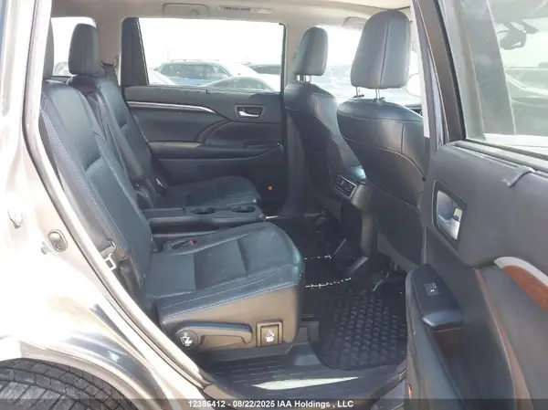 5TDDKRFH1GS266499 2016 TOYOTA HIGHLANDER - Image 8