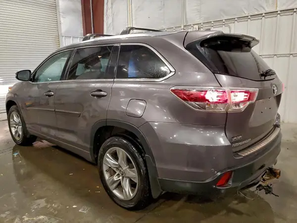 5TDDKRFH1GS276871 2016 TOYOTA HIGHLANDER - Image 2