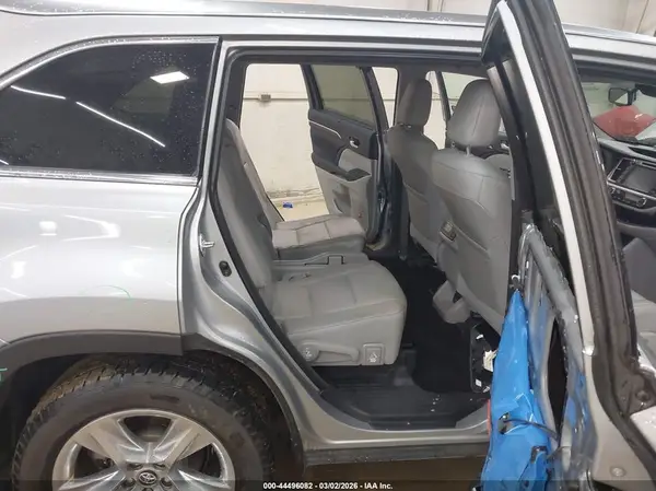 5TDDKRFH1GS289295 2016 TOYOTA HIGHLANDER - Image 8