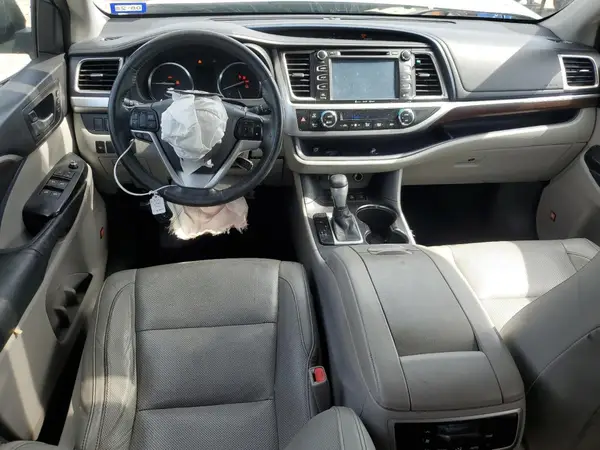 5TDDKRFH1GS290074 2016 TOYOTA HIGHLANDER - Image 8