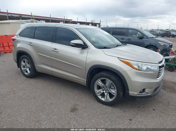 5TDDKRFH1GS303129 2016 TOYOTA HIGHLANDER - Image 1