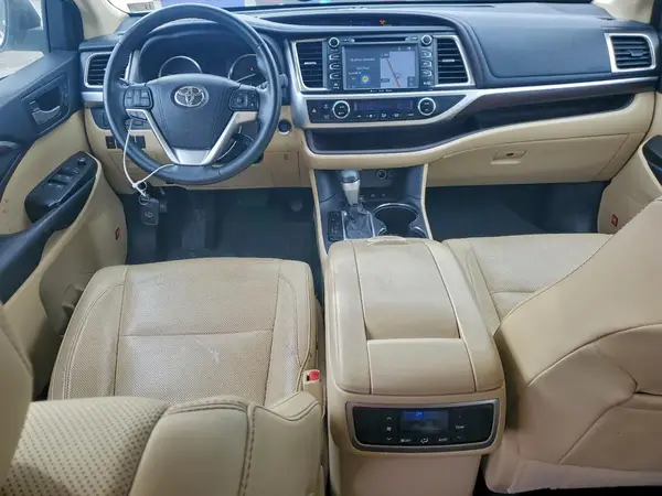 5TDDKRFH1GS304961 2016 TOYOTA HIGHLANDER - Image 8