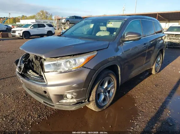 5TDDKRFH1GS310792 2016 TOYOTA HIGHLANDER - Image 2