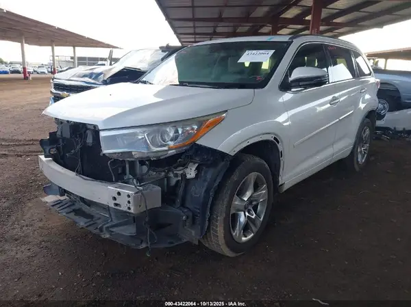 5TDDKRFH1GS314308 2016 TOYOTA HIGHLANDER - Image 2