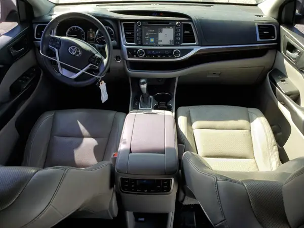 5TDDKRFH1GS324546 2016 TOYOTA HIGHLANDER - Image 8